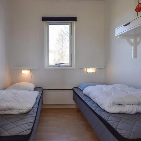 3 Bedroom Stunning In 別荘
