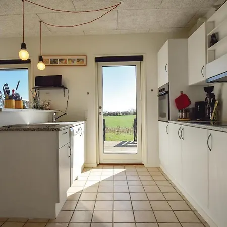 3 Bedroom Stunning In Casa vacanze